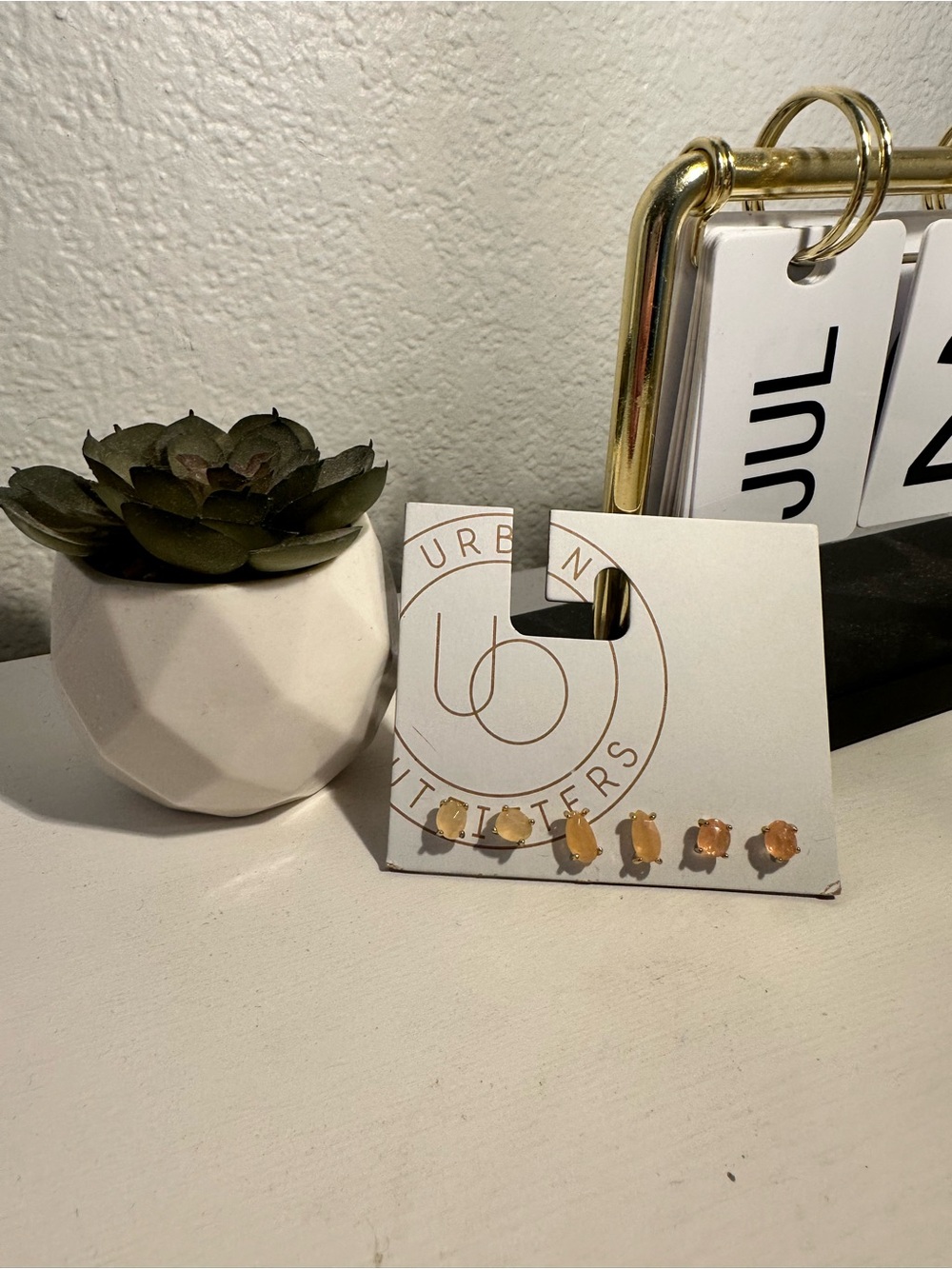 urban outfitters earrings set